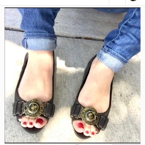 Burberry luxury Leather Medallion Peep Toe flats loafers vintage shoes